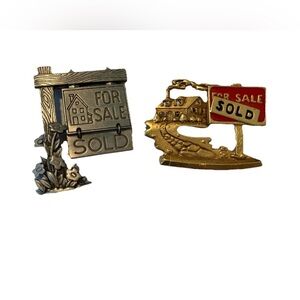 Lot of 2 Realtor Brooches Pins “For Sale Sold” Silvertone and Goldtone